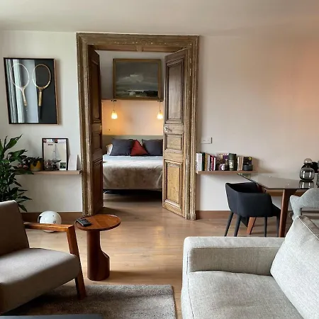 Unique Au Coeur Du Marais Apartment *